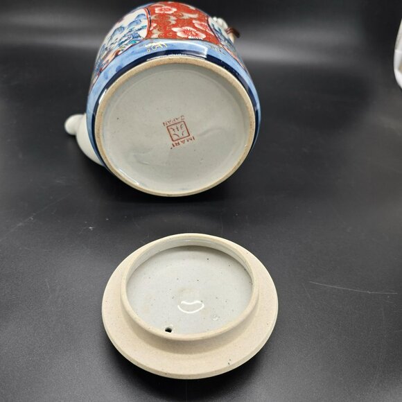 Vintage Japanese Imari Teapot With Bamboo Handle & Scenic Red Blue Floral JE410 - Picture 6 of 9